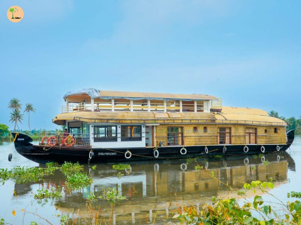3 Bedroom Alleppey Houseboat